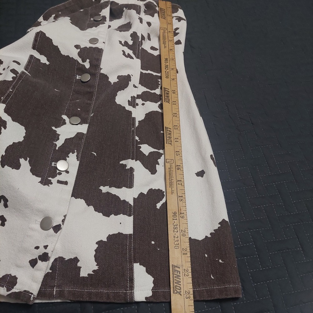 Le Lis Womens/Junior Sm Strapless Button Down Mini Dress Brown White Cow Print - Picture 9 of 11